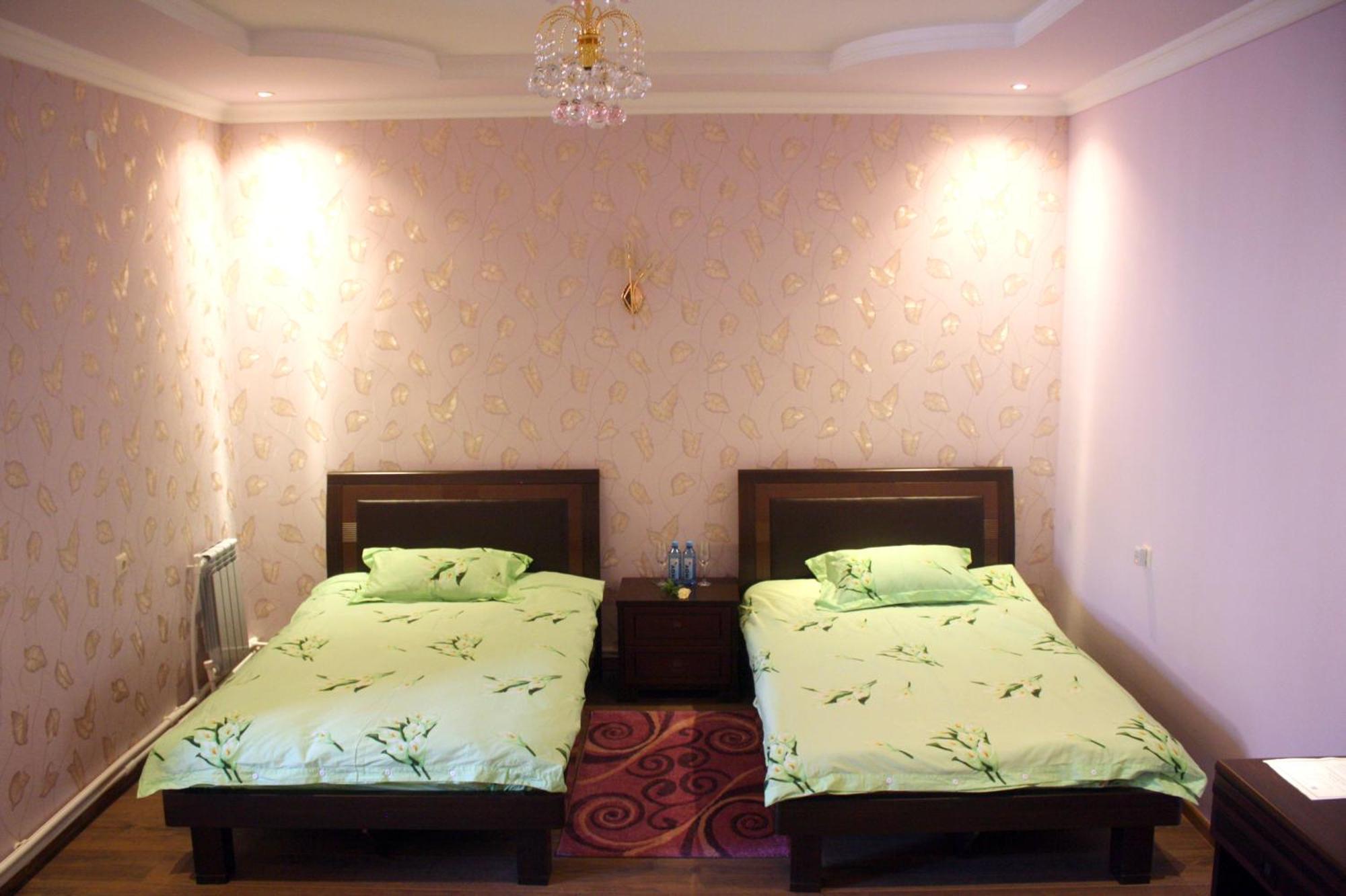 Christy Hotel Goris Zimmer foto
